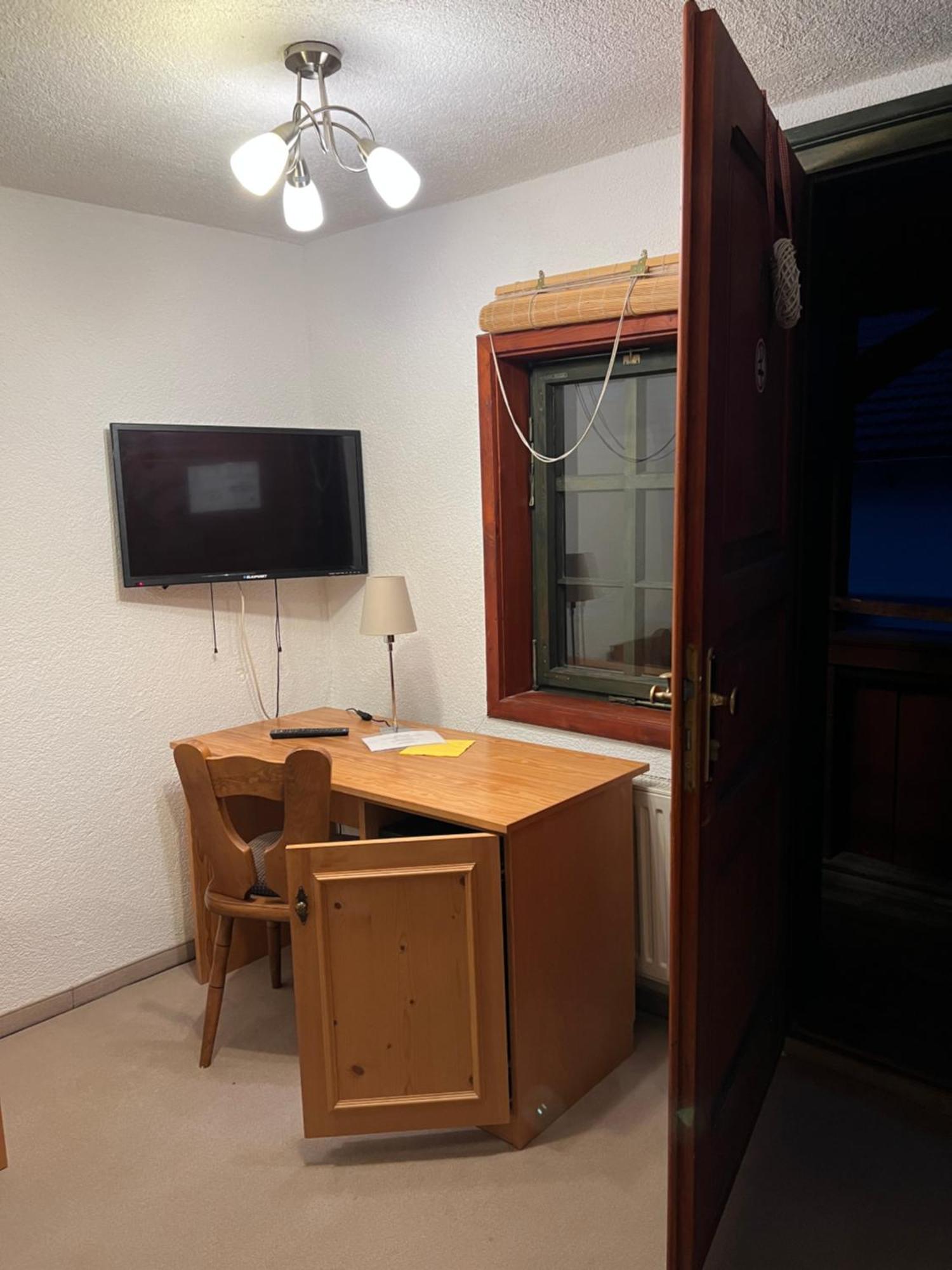 Hotel Erfurter Kreuz Kirchheim  Zewnętrze zdjęcie