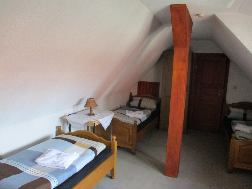 Hotel Erfurter Kreuz Kirchheim  Zewnętrze zdjęcie